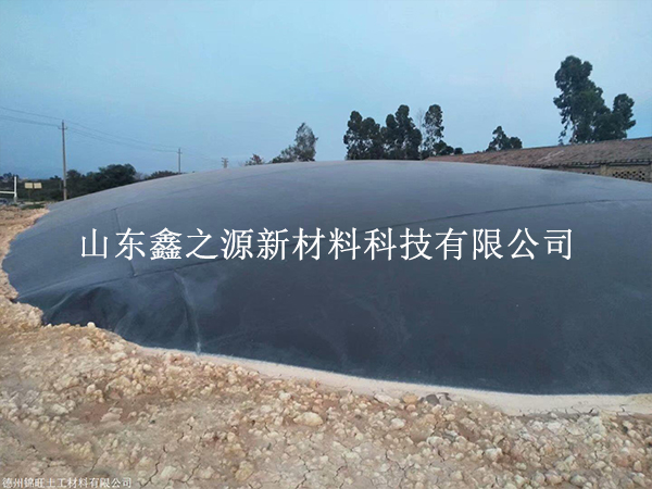 黑膜沼氣池建設(shè)完成前期該如何進行保養(yǎng)維護？