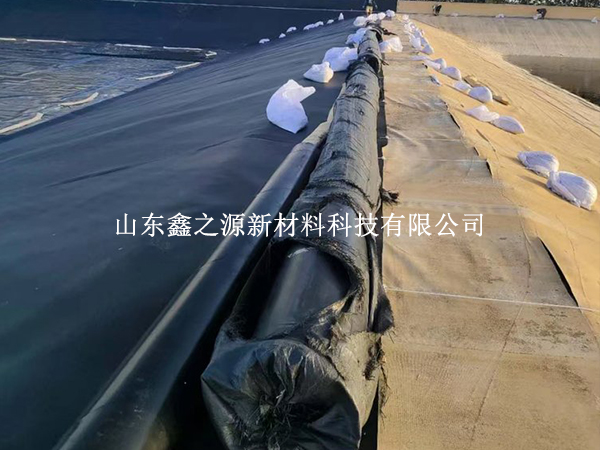 魚塘防滲膜延伸率為何不穩(wěn)定？這些原因要弄清