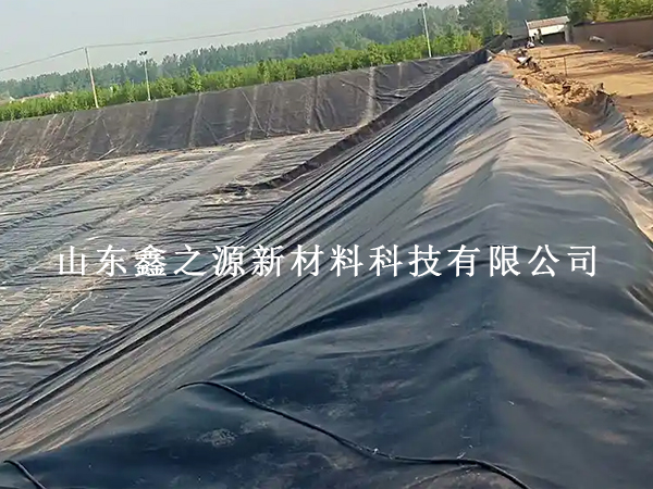 沼氣池防滲膜老得快？這幾招能讓它多用好些年